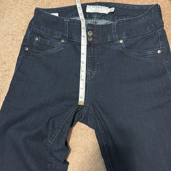 Torrid denim jegging size 12 regular - Picture 4 of 6